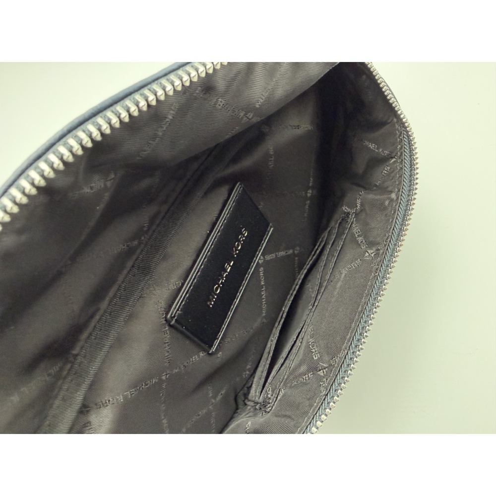 Michael Kors Cooper‎ Leather Crossbody Sling Pack Crescent Belt Bag Navy Blue - Picture 5 of 8